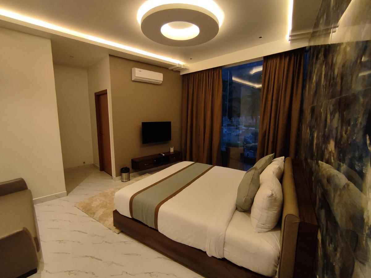 Silver Cloud Nandigunda المظهر الخارجي الصورة