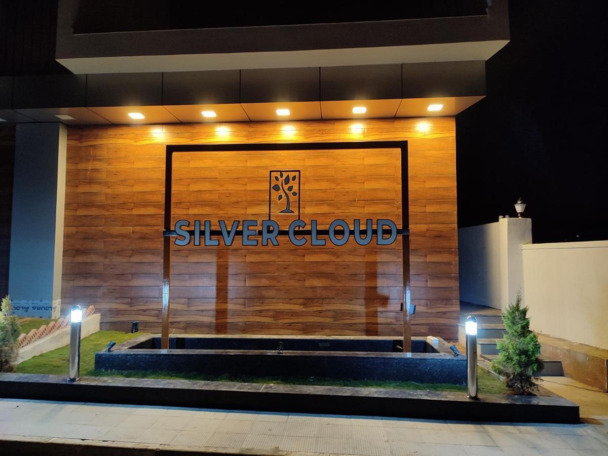 Silver Cloud Nandigunda المظهر الخارجي الصورة