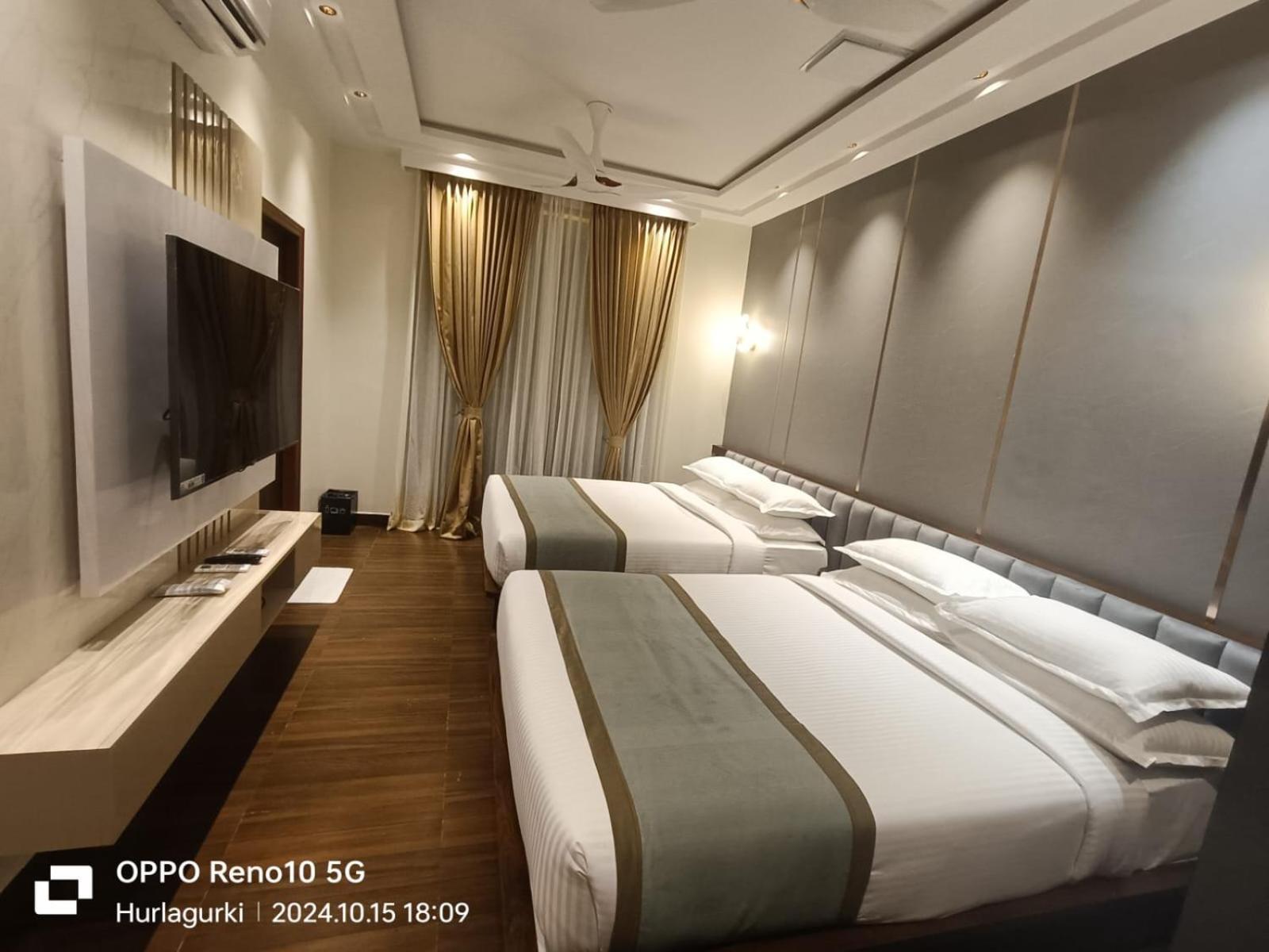 Silver Cloud Nandigunda المظهر الخارجي الصورة